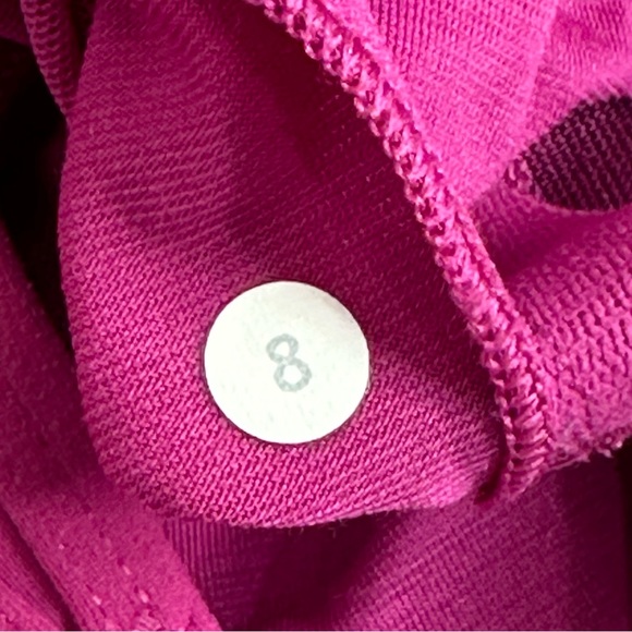 Lululemon Women’s Cool Racerback Short Tank Size 8 - Picture 3 of 9